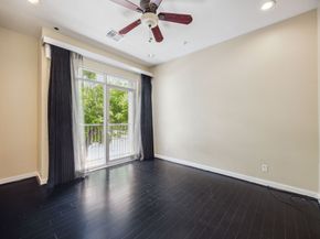 207 Pierce Street 205, Houston TX 77002