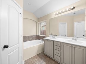 1522 New Urban Way, Houston TX 77047