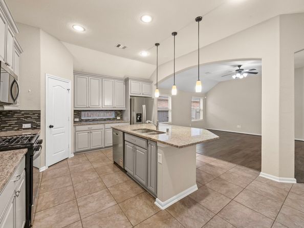 1522 New Urban Way, Houston TX 77047