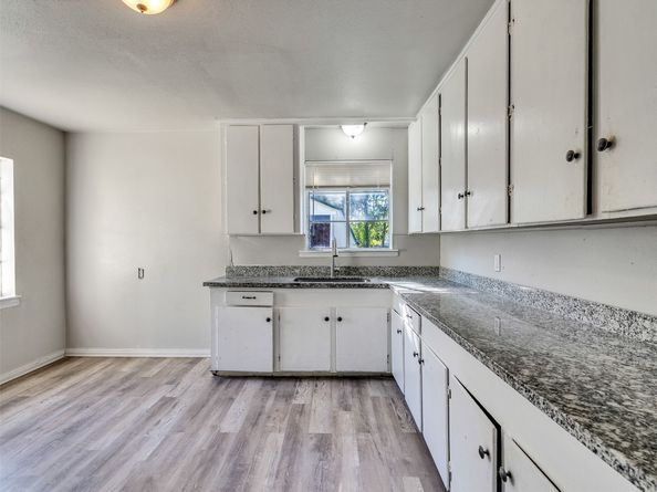 7622 S Hall Street, Houston TX 77028