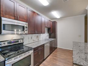 1711 Old Spanish Trail 128, Houston TX 77054