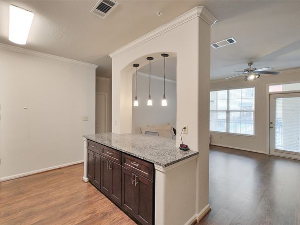 1711 Old Spanish Trail 128, Houston TX 77054