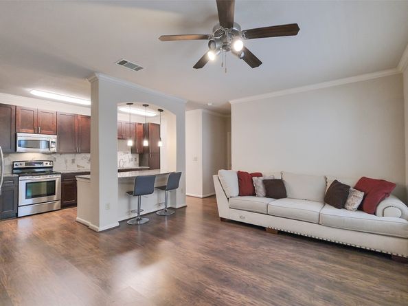 1711 Old Spanish Trail 128, Houston TX 77054