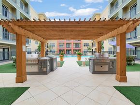 1711 Old Spanish Trail 128, Houston TX 77054