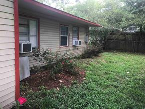 943 W 43rd Street, Houston TX 77018