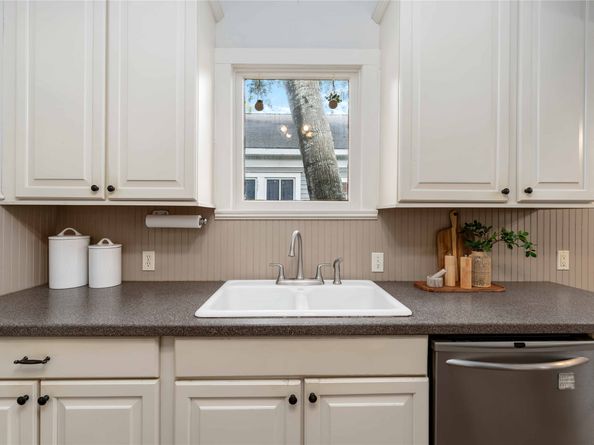 1222 Arlington Street, Houston TX 77008