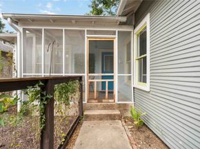 1222 Arlington Street, Houston TX 77008