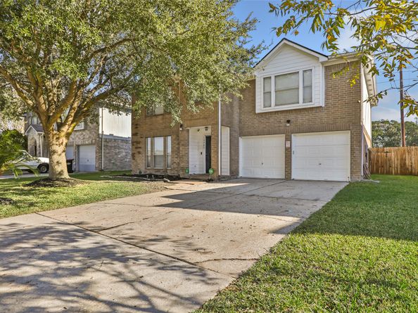 18042 Noble Forest Drive, Humble TX 77346
