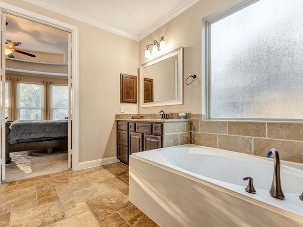 18418 Hounds Lake Drive, New Caney TX 77357