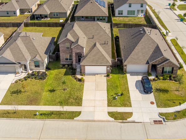 19141 Pegara Manor Drive, New Caney TX 77357