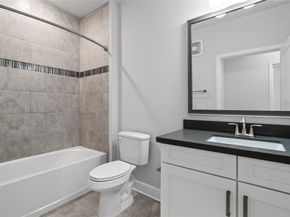 6804 Westview Drive 3404, Houston TX 77055