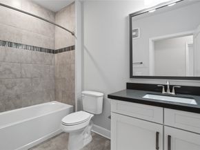 6804 Westview Drive 3404, Houston TX 77055