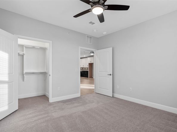 6804 Westview Drive 3404, Houston TX 77055