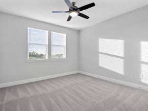 6804 Westview Drive 3404, Houston TX 77055
