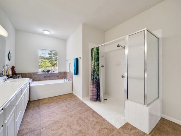 2815 Kings Crossing Drive 214, Kingwood TX 77345