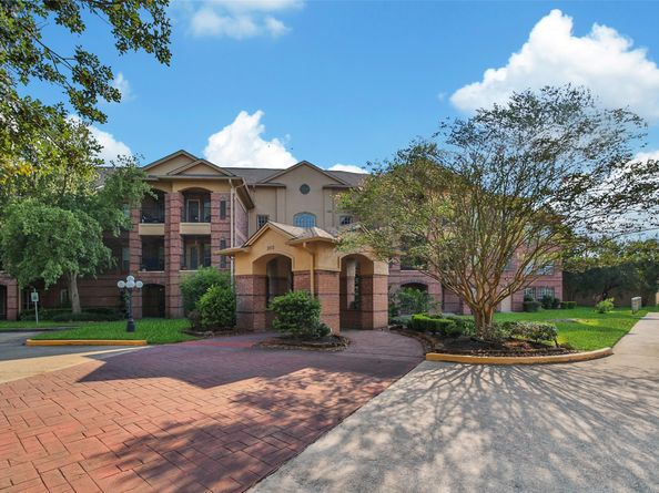 2815 Kings Crossing Drive 214, Kingwood TX 77345