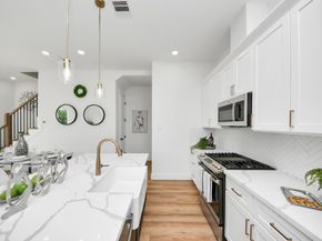 2432 Harrington Street, Houston TX 77026