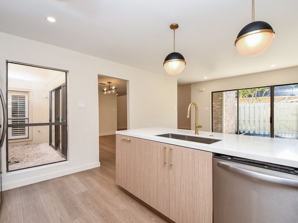 426 E Fair Harbor Lane, Houston TX 77079