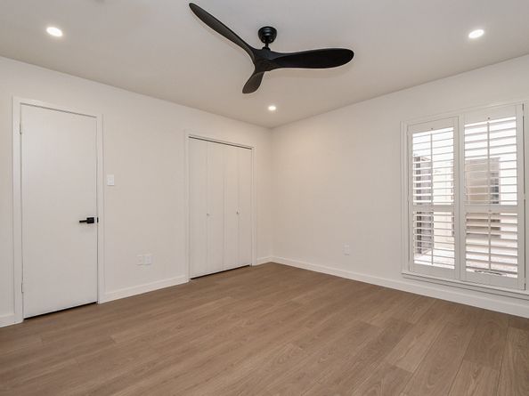 426 E Fair Harbor Lane, Houston TX 77079