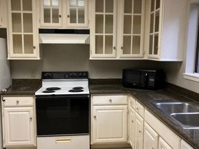 11711 Memorial Drive 143, Houston TX 77024