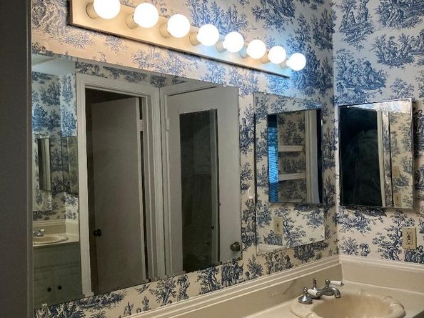 11711 Memorial Drive 143, Houston TX 77024