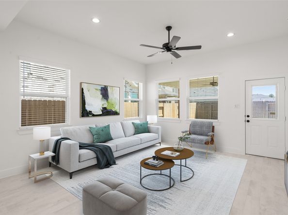 2311 Garden Arbor, Tomball TX 77375