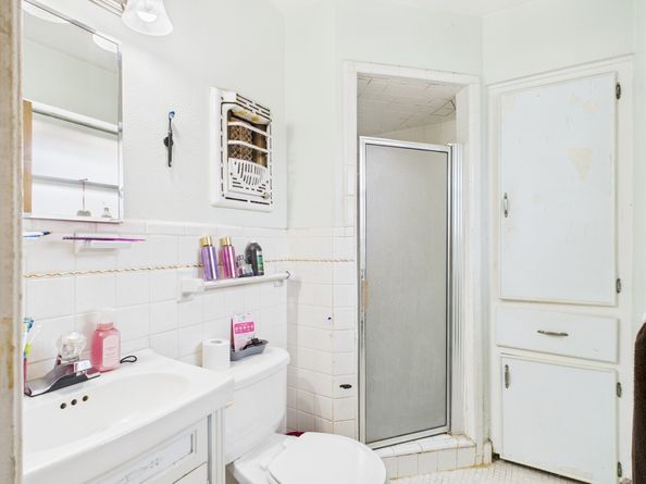 8206 Dillon Street, Houston TX 77061