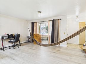 8206 Dillon Street, Houston TX 77061