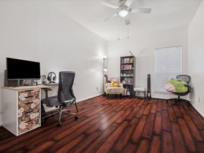 2100 Tanglewilde Street 318, Houston TX 77063