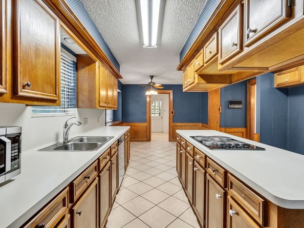 12306 Knobcrest Drive, Houston TX 77070