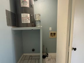 7402 Alabonson Road 407, Houston TX 77088