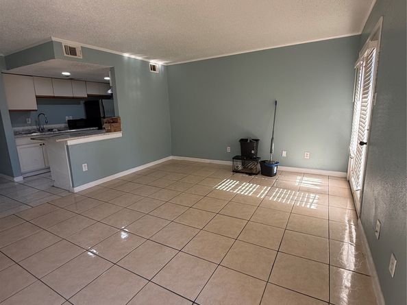 7402 Alabonson Road 407, Houston TX 77088