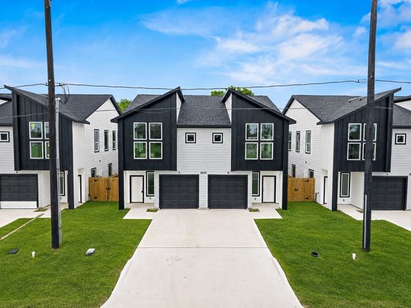 8445 Furray A/B Road, Houston TX 77028