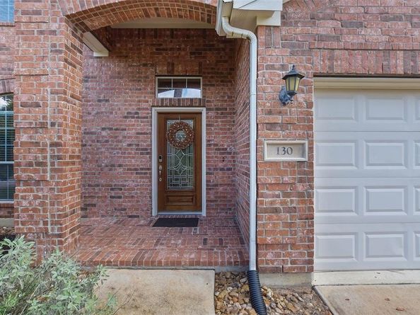 130 S Spinning Wheel Circle, The Woodlands TX 77382