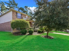 130 S Spinning Wheel Circle, The Woodlands TX 77382
