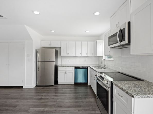 9241 Seeker Street, Houston TX 77028