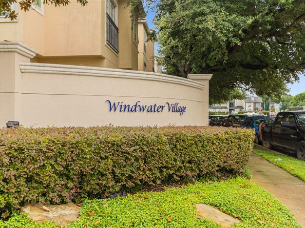 7138 Windwater Parkway N, Houston TX 77036