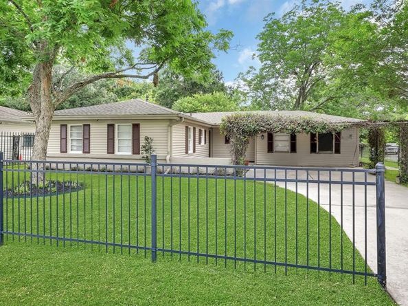 1441 Murray Bay Street, Houston TX 77080