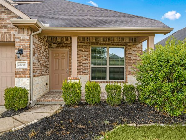 13346 Davenport Hills Lane, Humble TX 77346