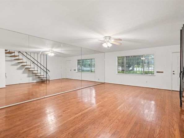 8238 Fondren Road 8238, Houston TX 77074