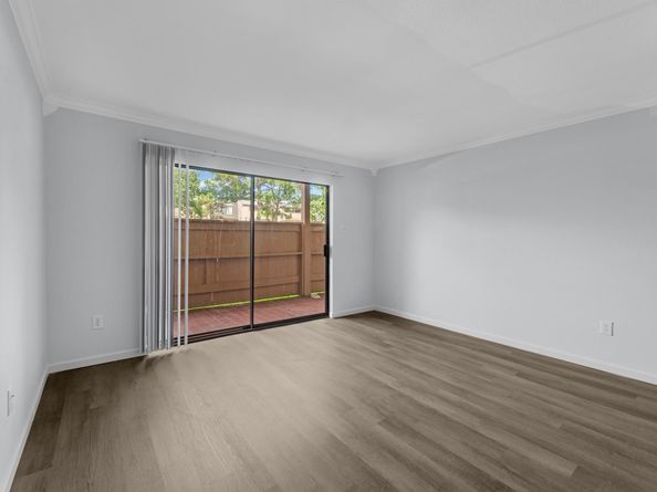 8423 Hearth Drive 3, Houston TX 77054