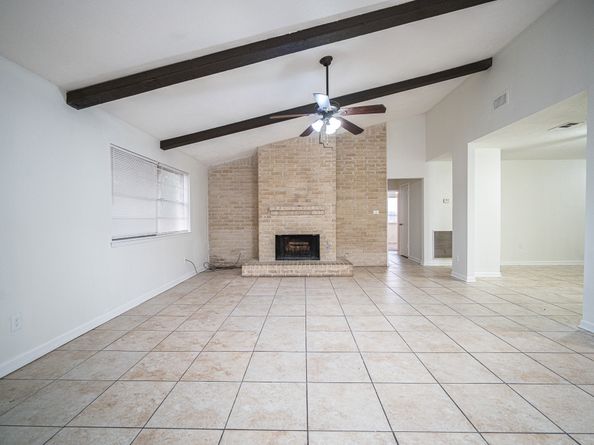 7015 San Pablo Drive, Houston TX 77083