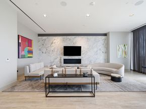 1711 Allen Parkway 2705, Houston TX 77019