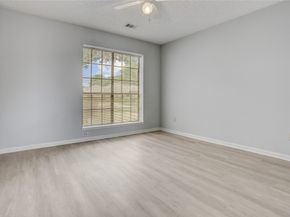 307 E Sutton Square, Stafford TX 77477