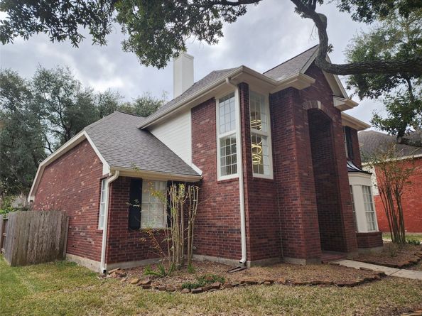 5818 Wilkins Lane, Sugar Land TX 77479