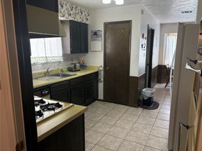 12518 Huntington Field Drive, Houston TX 77099