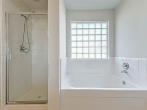 3711 Norwood Glen Lane, Friendswood TX 77546