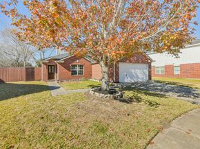 3711 Norwood Glen Lane, Friendswood TX 77546