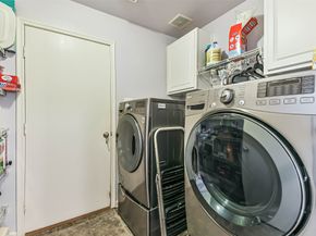 3711 Norwood Glen Lane, Friendswood TX 77546