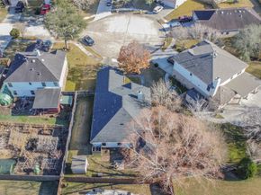 3711 Norwood Glen Lane, Friendswood TX 77546